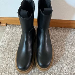 H&M Lug Sole Boot size 38